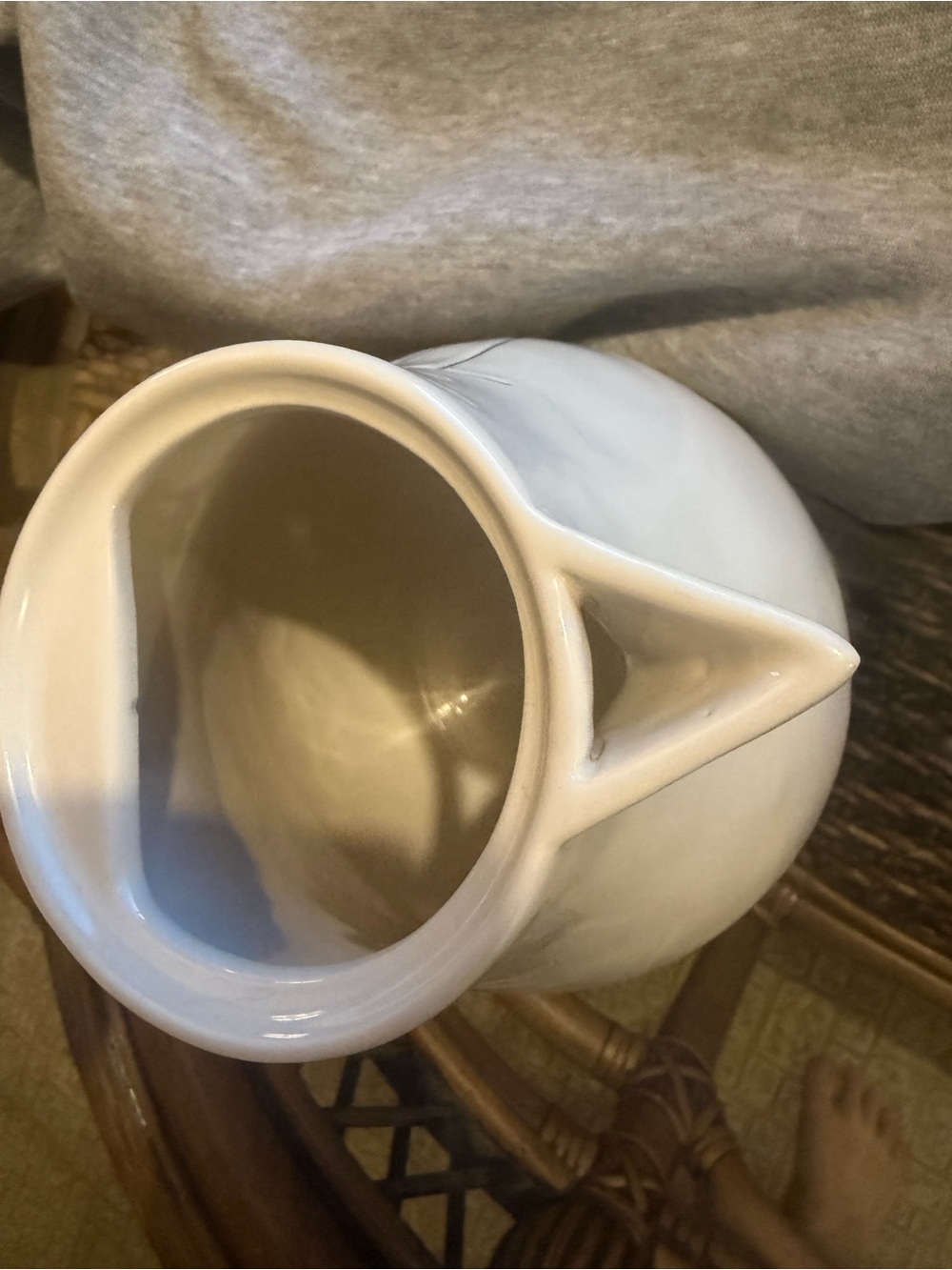 Magenta Rae Dunn Tea kettle - Picture 4 of 6